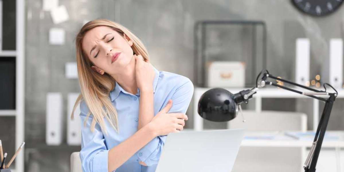 5 Signs That You Have Back or Neck Pain