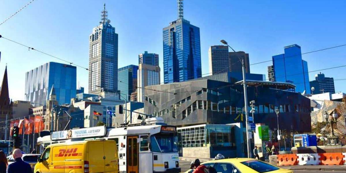 How to Get Around Melbourne City?  Complete Guide to Trains, Transfers, and the Top Things to See